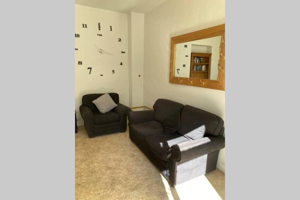 La Petite Maison - Self Catering Pre-en-Pail-Saint-Samson ภายนอก รูปภาพ
