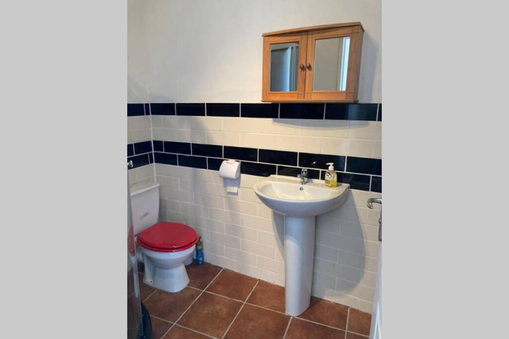 La Petite Maison - Self Catering Pre-en-Pail-Saint-Samson ภายนอก รูปภาพ